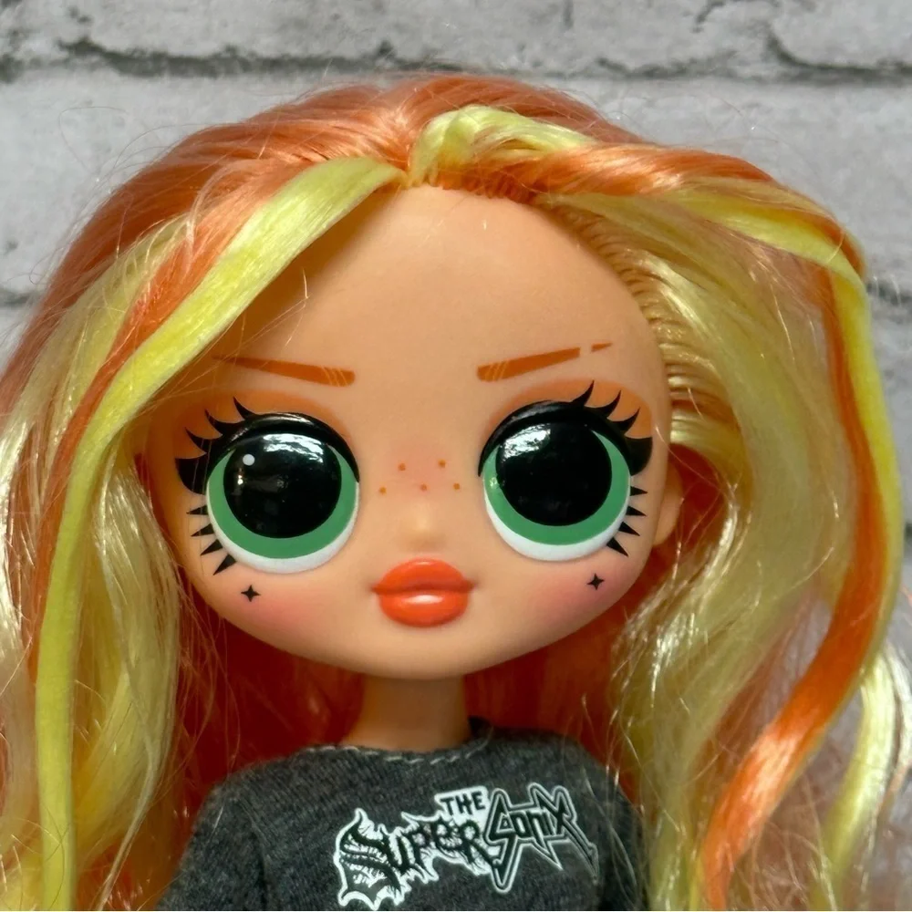 L.O.L. Surprise! LOL Surprise OMG Dolls COOL LEV SKATEPARK QT LIL SCRIBBLES